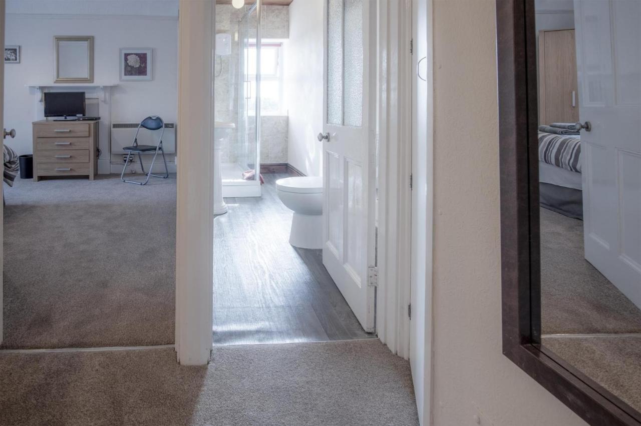Dragons Den - 2 Bedroom Apartment - Tenby Exteriér fotografie